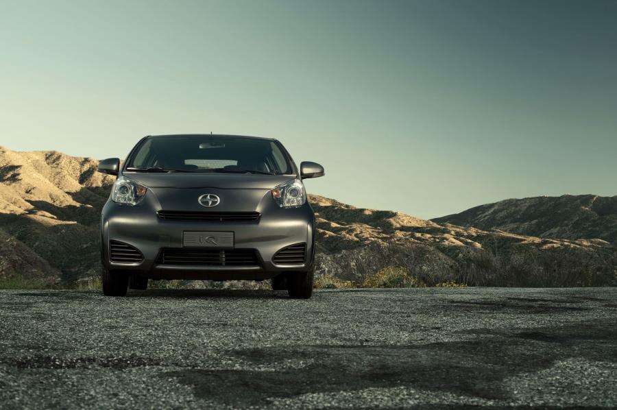  Scion iQ 2012 года  (фото 89 из 128)